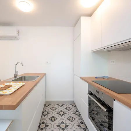 Beachfront Apartments Nincevic * Trogir