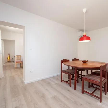 Beachfront Apartments Nincevic Trogir
