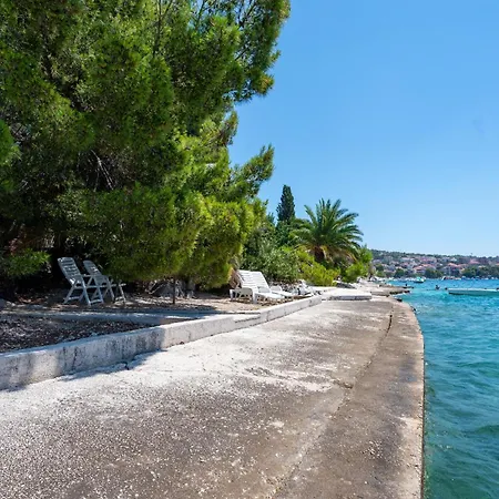 Appartement Beachfront Apartments Nincevic *